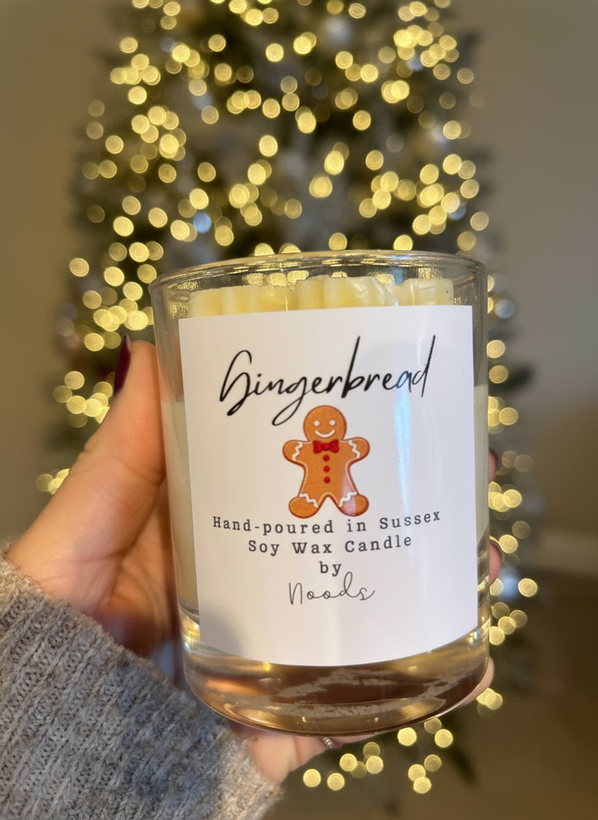 Hand-poured Snowflake Christmas Soy Wax Candle Autumn Winter Home Décor, Cosy Fall with Pure essential oils